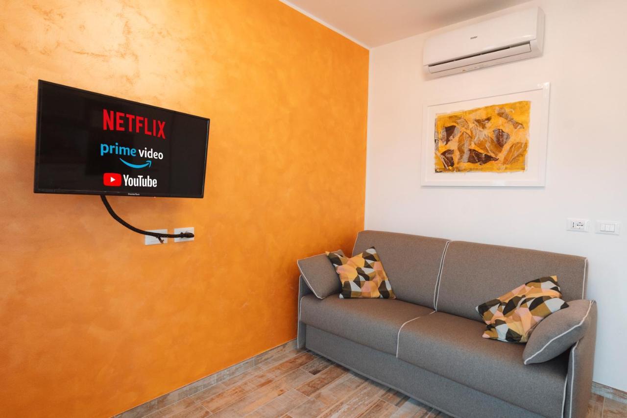 San Giusto Elegante Bilocale Con Balcone E Vista Apartment ตรีเอสเต ภายนอก รูปภาพ
