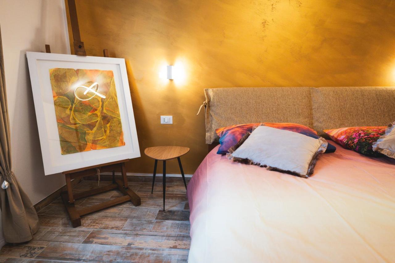 San Giusto Elegante Bilocale Con Balcone E Vista Apartment ตรีเอสเต ภายนอก รูปภาพ